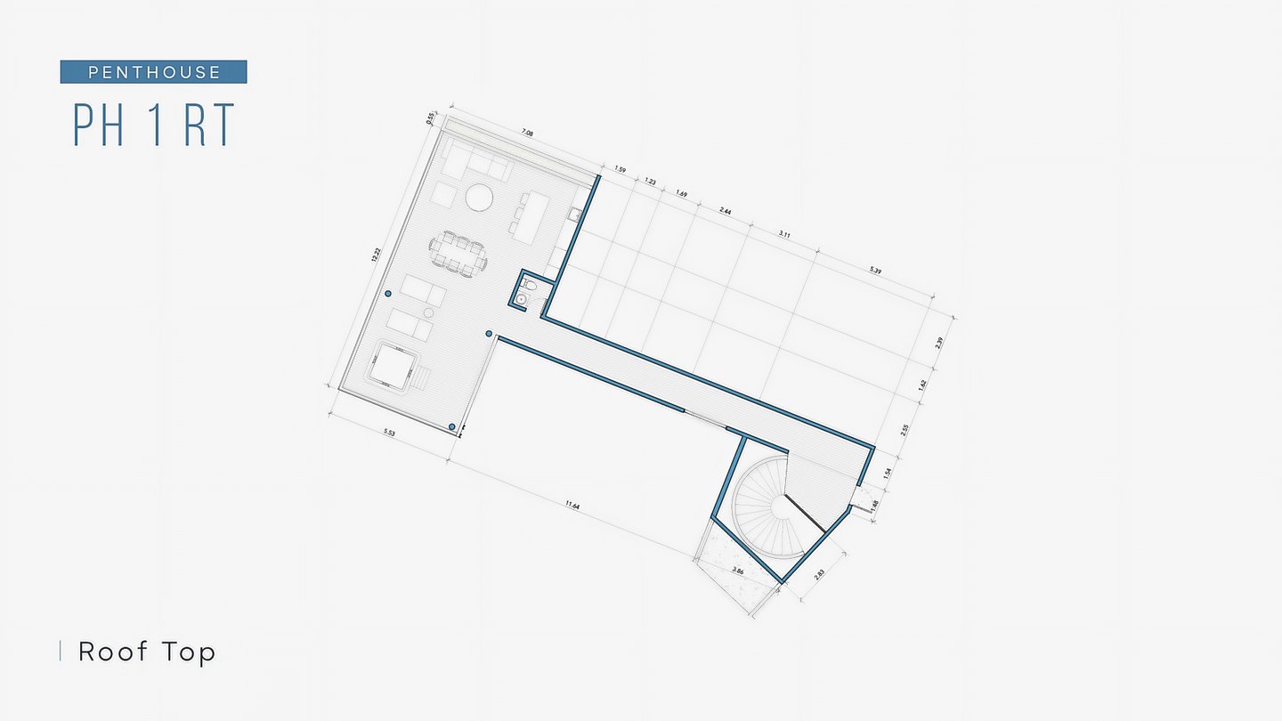 10661-Plan de l'étage supérieur avec la terrasse sur le toit