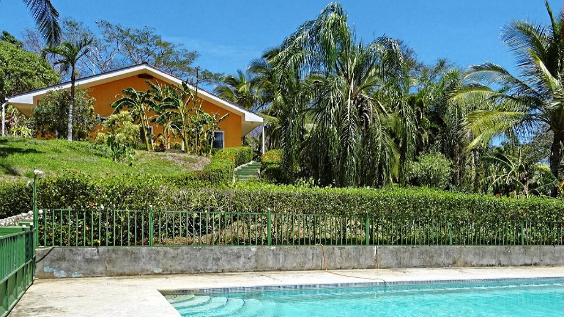 Charming single family homes for sale, 1.18 acre, Tamarindo area, Costa