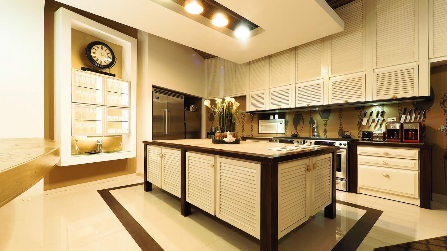 898-The fully equipped kitchen