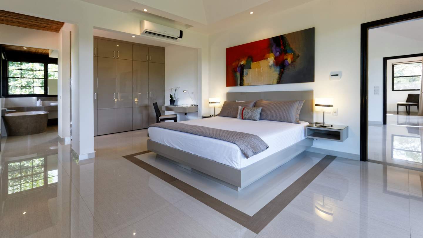 3020-One of the two master bedrooms