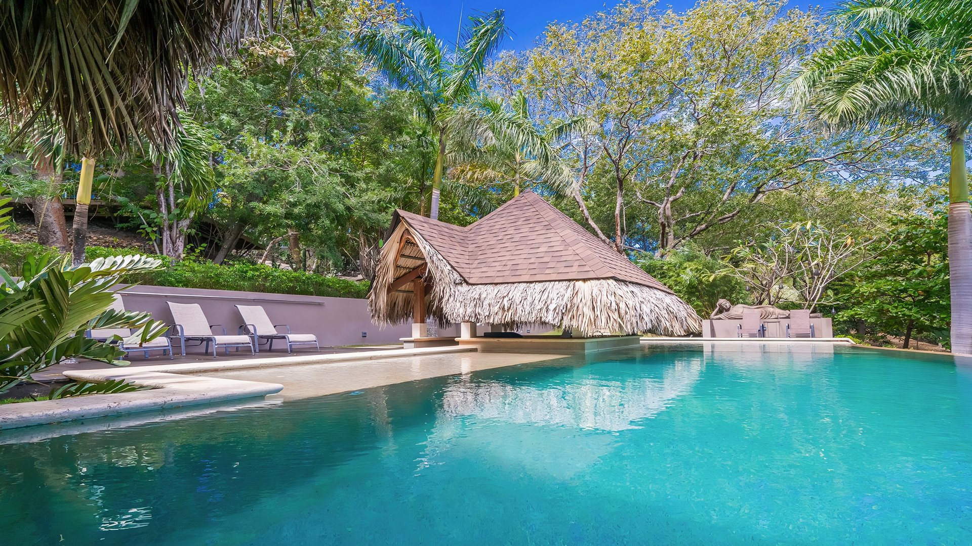 10664-The swimming pool of the six-bedroom home for sale in Guanacaste, Costa Rica
