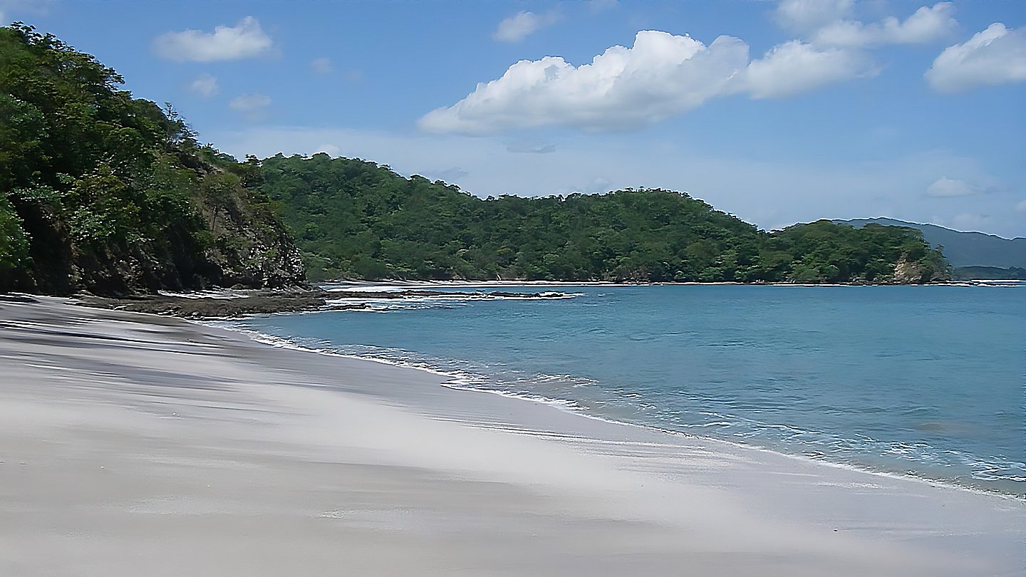 12330-Las Catalinas beach