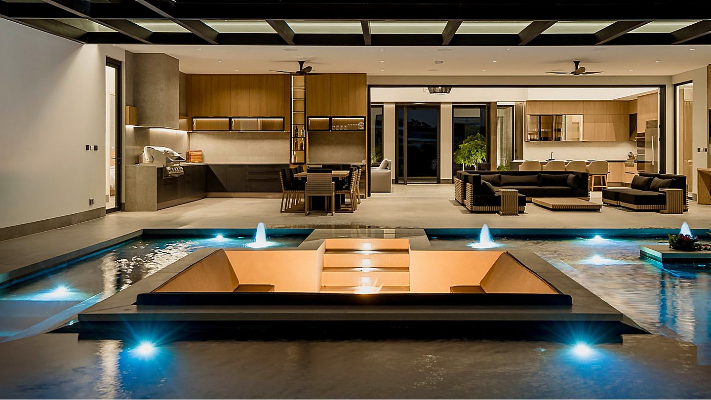 12343-Last view of this luxury home