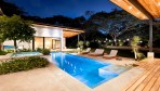 10291-Jacuzzi and pool