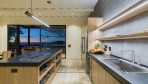 10399-The pretty open-plan kitchen