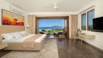 11644-The very roomy master bedroom with its ocean views