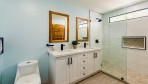 12372-Another bathroom