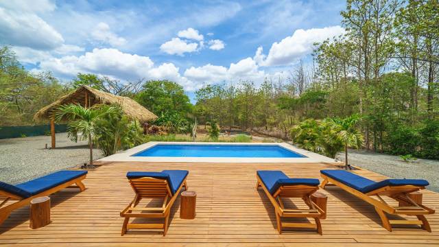 Attractive property with three homes for sale near the beach town of Tamarindo...