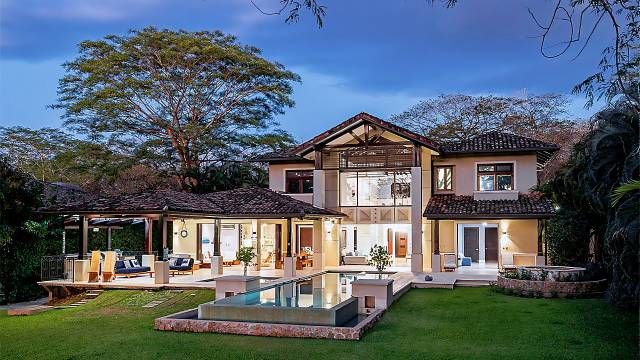 Pleasant home for sale within one of the finest golf communities in Costa Rica.